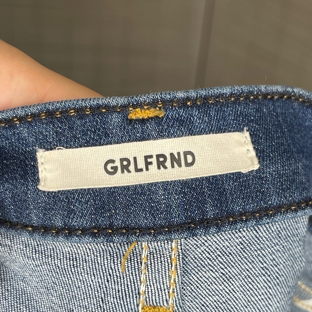 GRLFRND Reed Jeans Night Light Wash Raw Hem Stretch Denim Size 25 - Picture 6 of 9